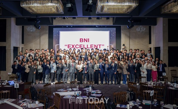 국내 최대 비즈니스 협업 단체 BNi 엑설런트챕터 BCD행사에 150여명의 CEO들이 참여한 모습